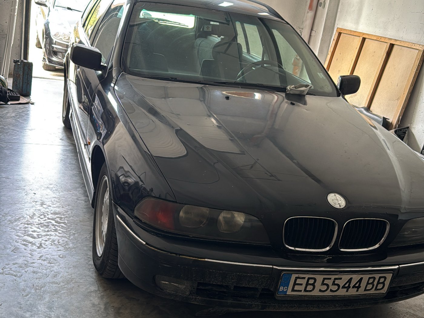 1. Заводски вид — BMW 5 Series (E39) Touring